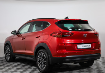 Подержанный автомобиль Hyundai Tucson 2020 года (7 фото)