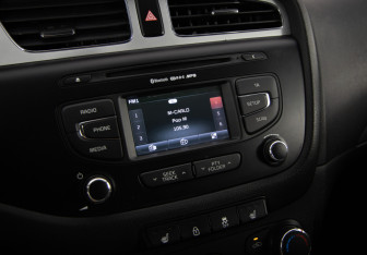 Подержанный автомобиль Kia Ceed Wagon 2013 года (16 фото)