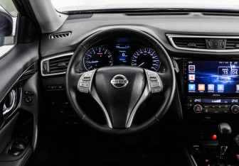 Подержанный автомобиль Nissan X-Trail 2017 года (11 фото)