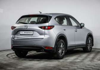 Подержанный автомобиль Mazda CX-5 2018 года (5 фото)