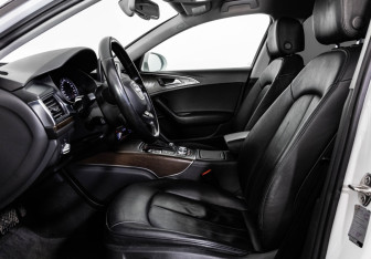 Подержанный автомобиль Audi A6 Sedan 2016 года (19 фото)
