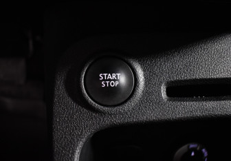 Подержанный автомобиль Renault Kaptur 2017 года (17 фото)