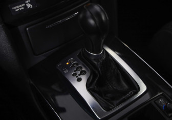 Подержанный автомобиль Infiniti FX 2008 года (18 фото)