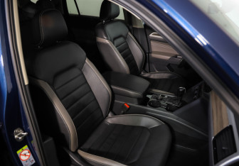 Подержанный автомобиль Volkswagen Teramont 2021 года (26 фото)