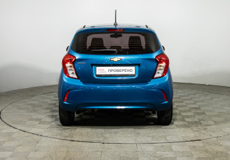 Подержанный автомобиль Chevrolet Spark 2019 года (6 фото)