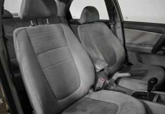 Подержанный автомобиль Kia Cerato Sedan 2008 года (17 фото)