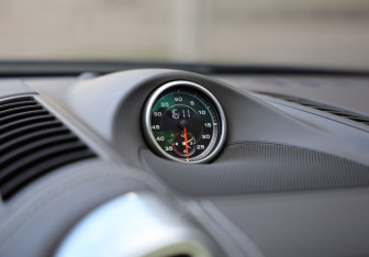 Подержанный автомобиль Porsche Cayenne 2015 года (15 фото)