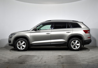 Подержанный автомобиль Skoda Kodiaq 2020 года (8 фото)
