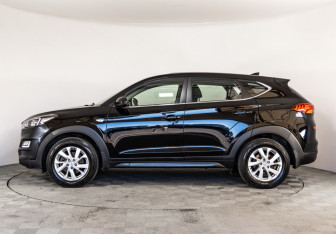 Подержанный автомобиль Hyundai Tucson 2019 года (8 фото)