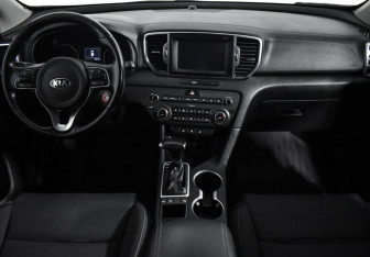 Подержанный автомобиль Kia Sportage 2017 года (14 фото)