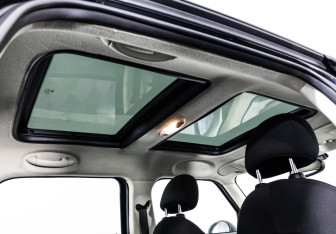 Подержанный автомобиль MINI Countryman 2011 года (18 фото)