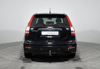 Подержанный автомобиль Honda CR-V 2007 года (6 фото)
