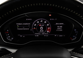 Подержанный автомобиль Audi Q5 2017 года (34 фото)