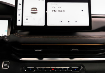 Новый Geely Okavango 2025 (10 фото)