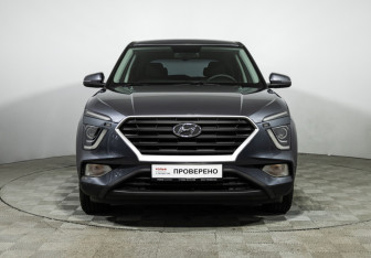 Подержанный автомобиль Hyundai Creta 2022 года (2 фото)