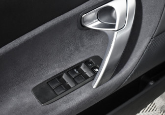 Подержанный автомобиль Nissan Primera Sedan 2006 года (10 фото)