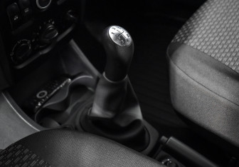 Подержанный автомобиль LADA (ВАЗ) Largus Wagon 2013 года (10 фото)