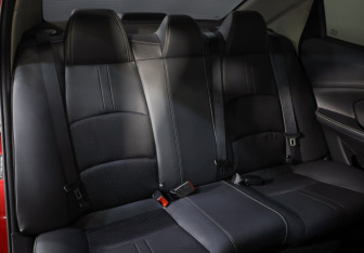 Подержанный автомобиль Changan Alsvin 2023 года (23 фото)