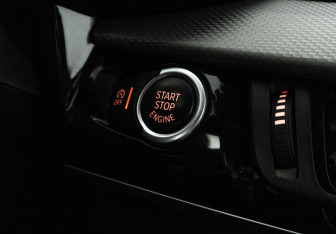 Подержанный автомобиль BMW X5 2014 года (22 фото)