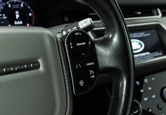 Подержанный автомобиль Land Rover Range Rover Evoque 2019 года (19 фото)