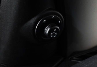 Подержанный автомобиль Ford Fusion 2007 года (16 фото)