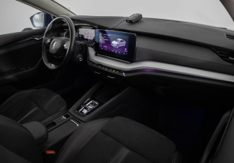 Подержанный автомобиль Skoda Octavia Liftback 2020 года (20 фото)