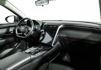 Подержанный автомобиль Hyundai Tucson 2022 года (9 фото)