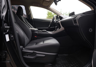 Подержанный автомобиль Lexus NX 2020 года (24 фото)