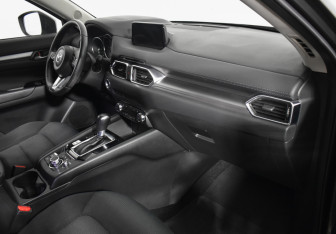 Подержанный автомобиль Mazda CX-5 2018 года (12 фото)