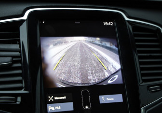 Подержанный автомобиль Volvo XC90 2019 года (17 фото)