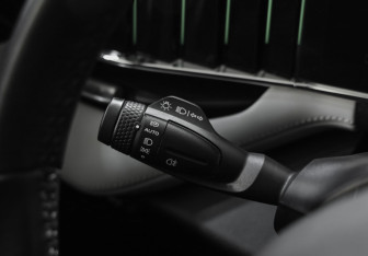 Подержанный автомобиль Geely Atlas 2024 года (23 фото)