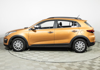 Подержанный автомобиль Kia Rio Hatchback 2018 года (8 фото)