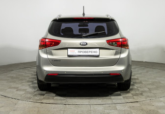 Подержанный автомобиль Kia Ceed Wagon 2014 года (6 фото)