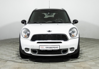 Подержанный автомобиль MINI Countryman 2012 года (2 фото)