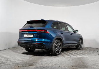 Подержанный автомобиль Geely Monjaro 2023 года (5 фото)
