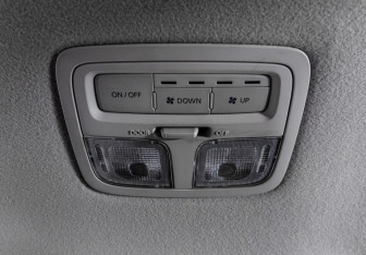 Подержанный автомобиль Mitsubishi L200 2022 года (16 фото)