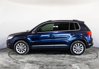 Подержанный автомобиль Volkswagen Tiguan 2012 года (8 фото)