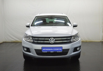Подержанный автомобиль Volkswagen Tiguan 2013 года (2 фото)
