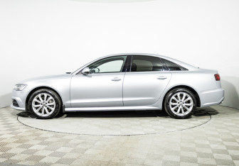 Подержанный автомобиль Audi A6 Sedan 2017 года (8 фото)