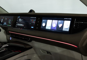 Подержанный автомобиль Voyah Free 2021 года (25 фото)