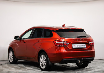 Подержанный автомобиль LADA (ВАЗ) Vesta Wagon 2018 года (7 фото)