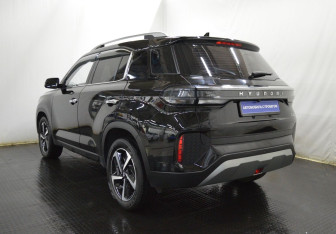 Подержанный автомобиль Hyundai ix35 2023 года (7 фото)