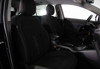 Подержанный автомобиль Kia Sportage 2013 года (12 фото)