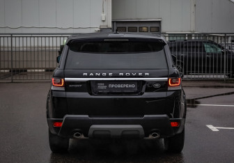 Подержанный автомобиль Land Rover Range Rover Sport 2016 года (8 фото)