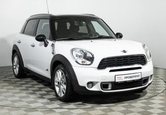 Подержанный автомобиль MINI Countryman 2012 года (3 фото)