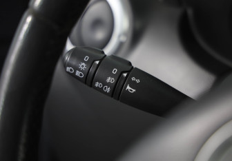 Подержанный автомобиль Renault Sandero 2014 года (15 фото)