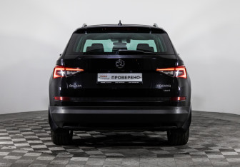 Подержанный автомобиль Skoda Kodiaq 2017 года (6 фото)