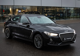 Подержанный автомобиль Genesis G70 2019 года (3 фото)