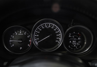 Подержанный автомобиль Mazda CX-5 2021 года (12 фото)