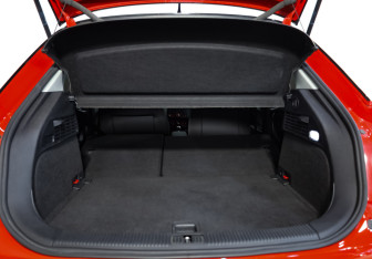 Подержанный автомобиль Audi A1 2013 года (25 фото)